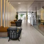 Luxury Living 100 Meter From The Beach - By Edom