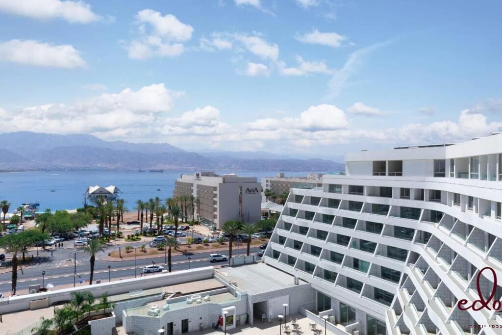 Luxury Living 100 Meter From The - By Edom Eilat