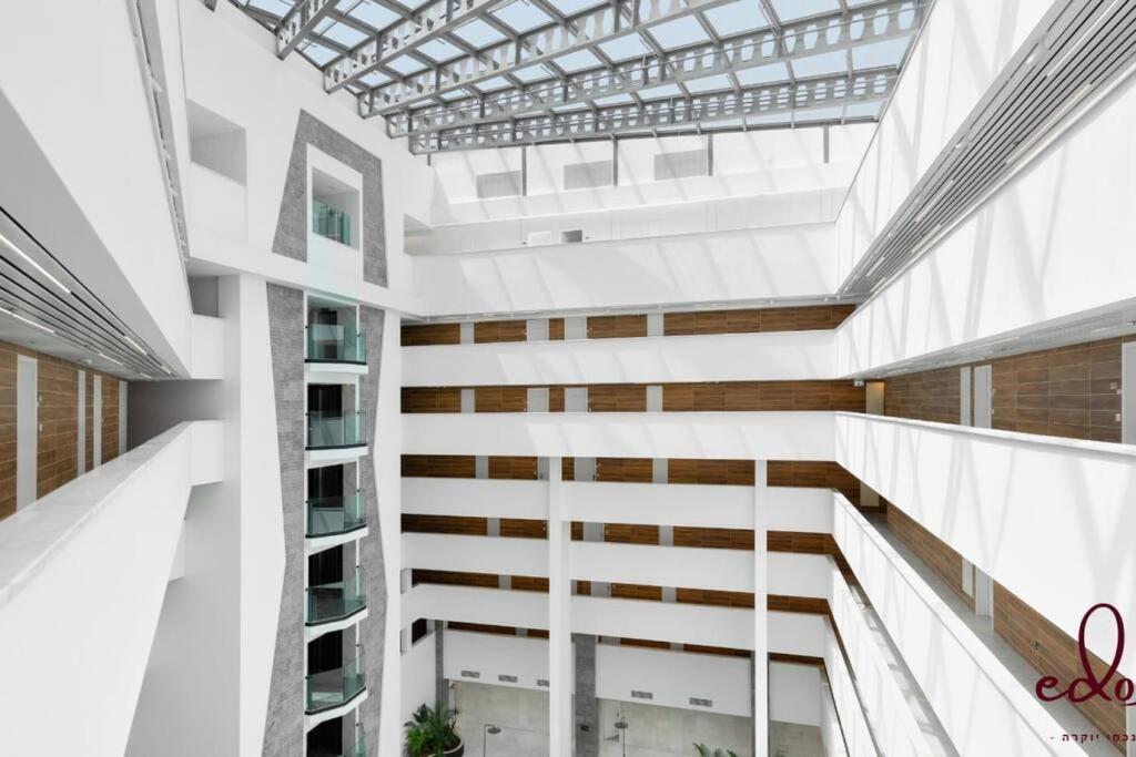 Luxury Living 100 Meter From The - By Edom * Eilat